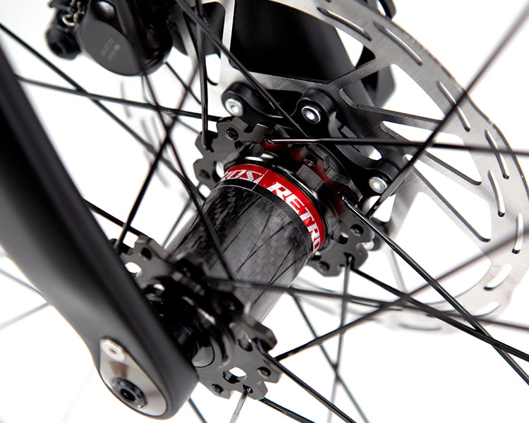 CYCLONE PRO 2025 - SHIMANO 105 24 Speed - Carbon Road Bike