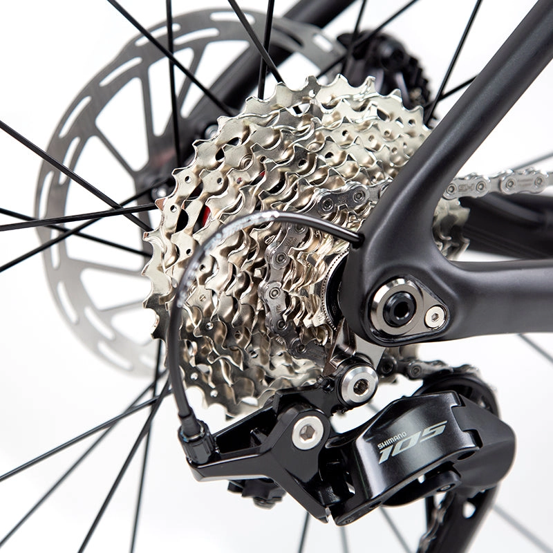 CYCLONE PRO 2025 - SHIMANO 105 24 Speed - Carbon Road Bike
