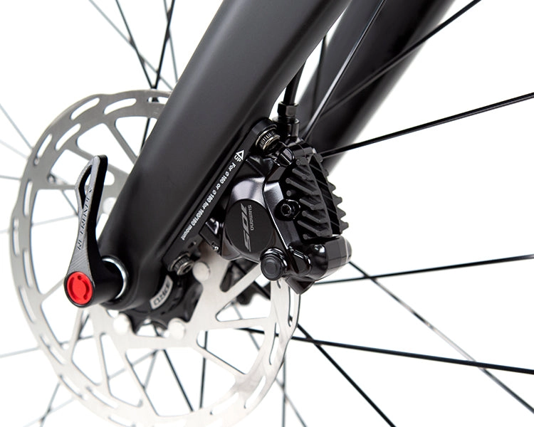CYCLONE PRO 2025 - SHIMANO 105 24 Speed - Carbon Road Bike